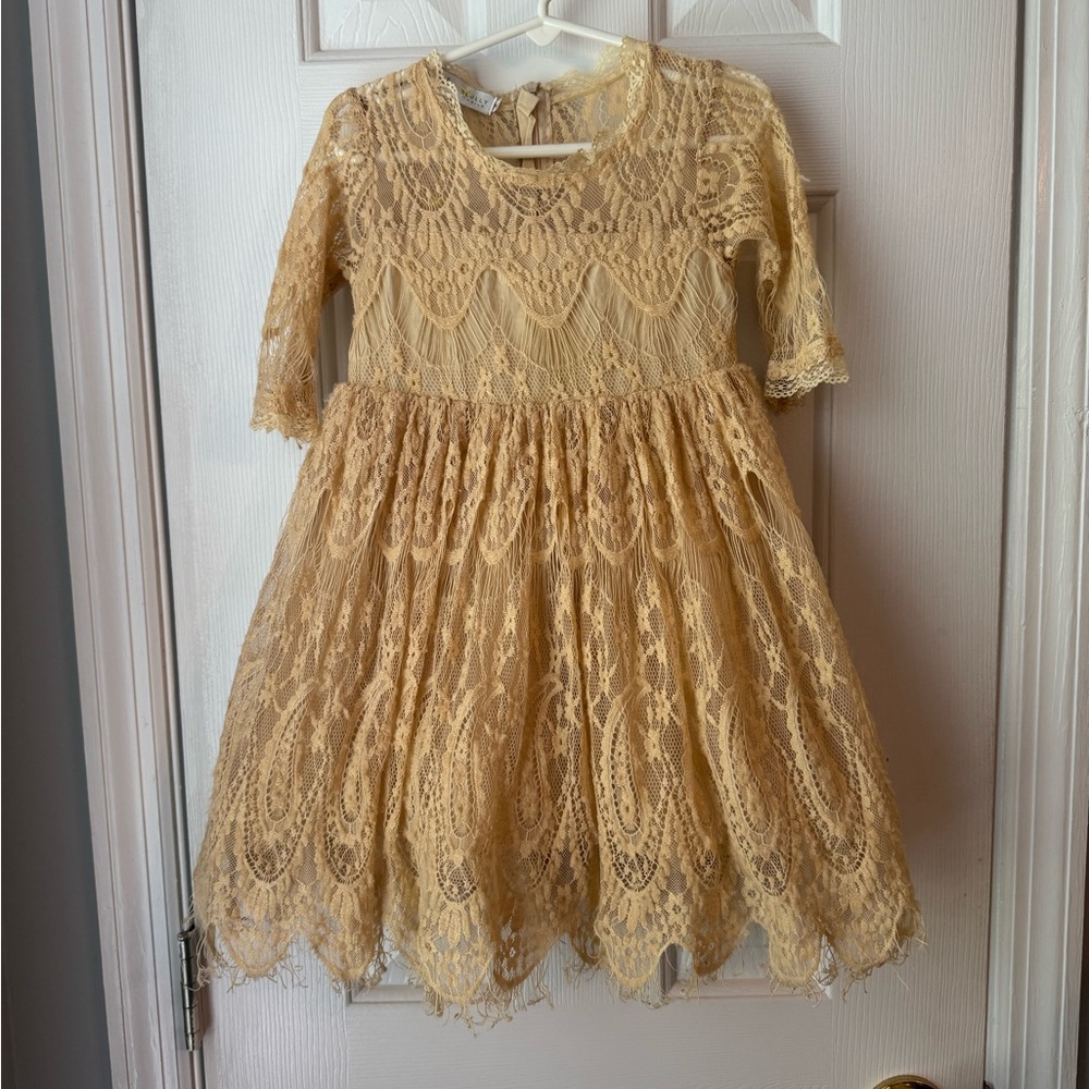 Trish & Scully Child formal dress (GREAT FOR PHOTO SHOOTS)